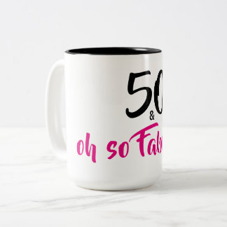 2 Couleurs 50 et tasse de café fabuleuse d'anniversaire
