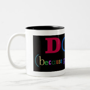 2 Couleurs CHIENS. (parce que les gens sucent) tasse de café