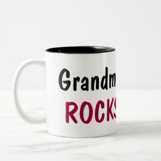 2 Couleurs La grand-maman de CB bascule la tasse
