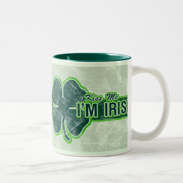 2 Couleurs Le ` de St Patrick m'embrassent' tasse de grunge (Droit)