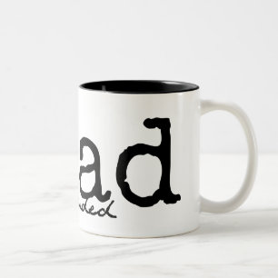 2 Couleurs Lisez la tasse faite d'une main