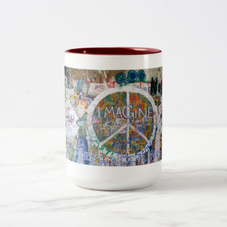 2 Couleurs Mur de John Lennon, tasse de Prague