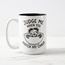 Tasse de café élégante à deux tons avec un design