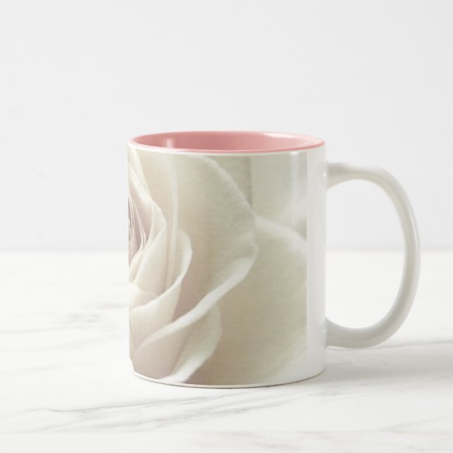 2 Couleurs tasse de rose assez blanc (Droit)