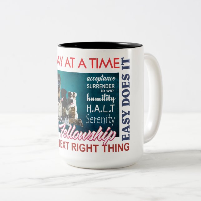 2 Couleurs tasse de slogan de fellowship de rétablissement 25 (Devant droit)