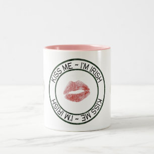 2 Couleurs Tasse rose Kiss Me I'm Irish