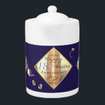 2 Photos 18ème anniversaire de Mariage Porcelaine<br><div class="desc">A la recherche de ce graphisme unique et original,  18e anniversaire mariage conçu théière porcelaine pour elle? Alors,  il pourrait s'agir de cela;  porcelaine et Cat's Eye sur cette théière bleue étonnamment imprimée ! Elle appréciera aussi de l'avoir toute l'année :)</div>