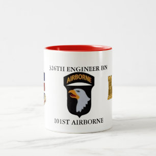326TH TASSE AÉROPORTÉE de MILLIARD d'INGÉNIEUR