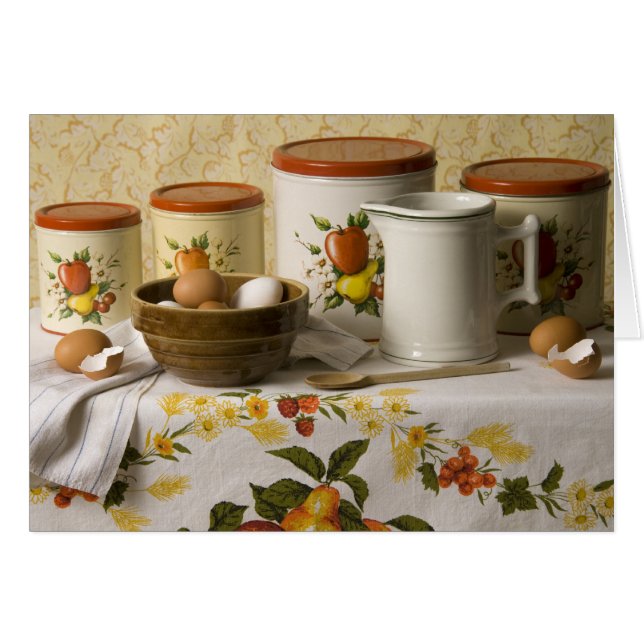 4549 Bowl Pitcher & Cannisters Still Life (Devant horizontal)