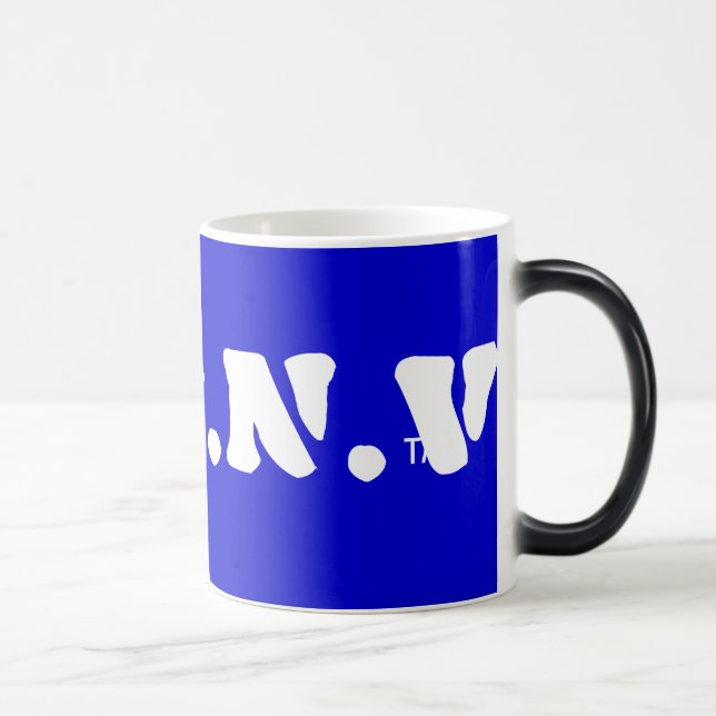 4.U.2.N.V TM. Tasse (Droite)