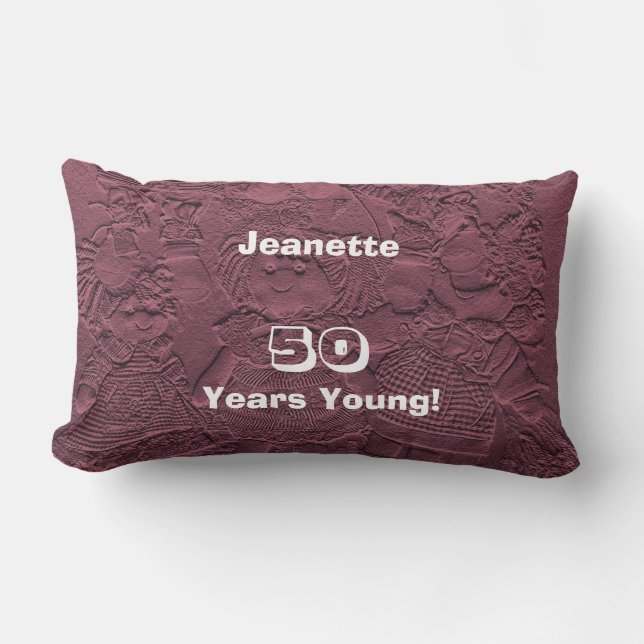 50 ans de coussin lombaire de jeunes poupées de (Recto)