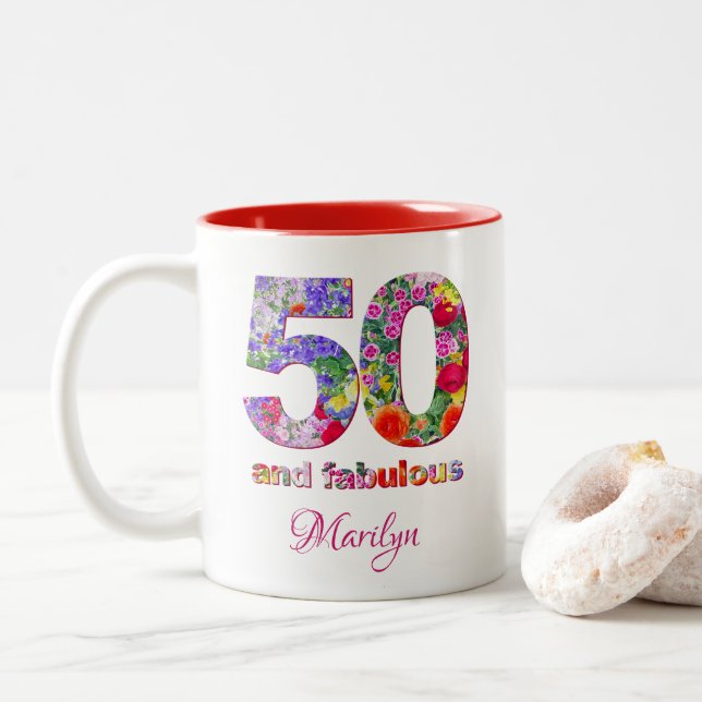 50 et fabuleuse fête d'anniversaire tasse de café  (Avec donut)