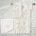 50e anniversaire de Mariage d'or Confetti<br><div class="desc">Doté de délicats confettis de poussière d'or,  vous pouvez personnaliser avec vos cinquante ans spéciaux d'information anniversaire d'or dans la typographie de l'or chic. Conçu par Thisisnotme©</div>