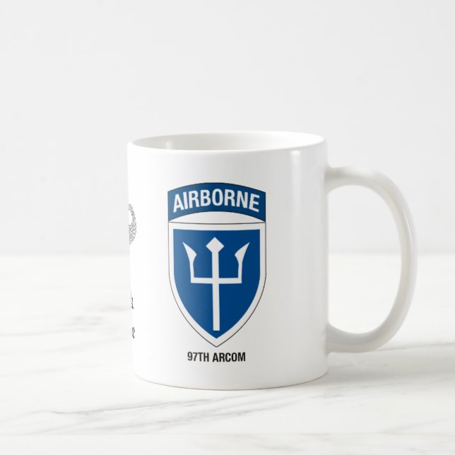 5e Peloton INF (Pathfinder) 97e mug ARCOM (Droite)
