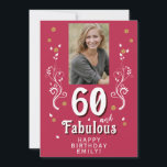 60 & Fabulous Foliage Magent Photo 60th Birthday<br><div class="desc">60 et Fabulous Foliage Magenta 60e anniversaire Carte photo. 60 et texte fabuleux en écriture blanche tendance avec un nom et feuillage blanc sur un arrière - plan magenta vif. Personnalisez-le avec votre photo,  votre nom et l'âge. Ajoutez votre texte à l'arrière de la carte ou effacez-le.</div>