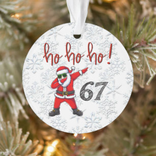 67 Père Noël qui fait le dab Ornement de Noël