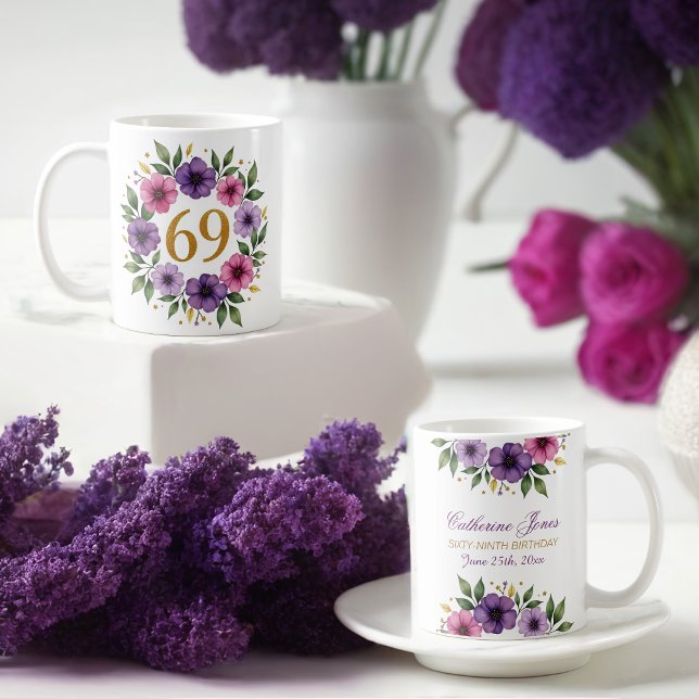 69ème Anniversaire Mug - Couronne florale avec num (Créateur téléchargé)