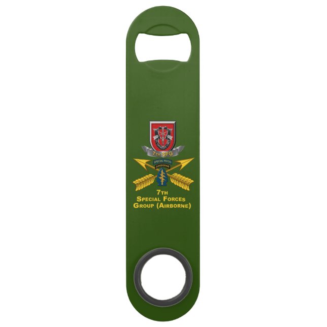 7th Special Forces Group    (Devant)