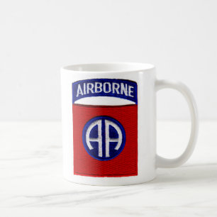 82e Mug aéroporté