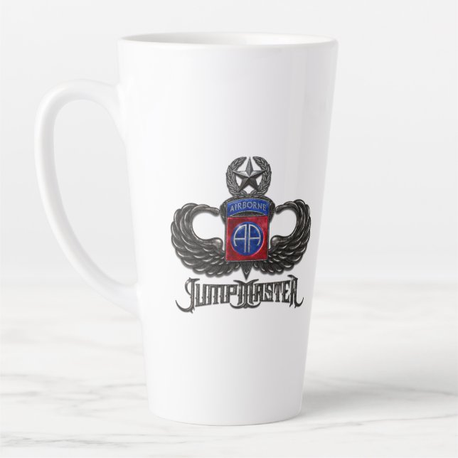 82e Mug en latte blanche de jumpmaster aéroporté (Gauche)