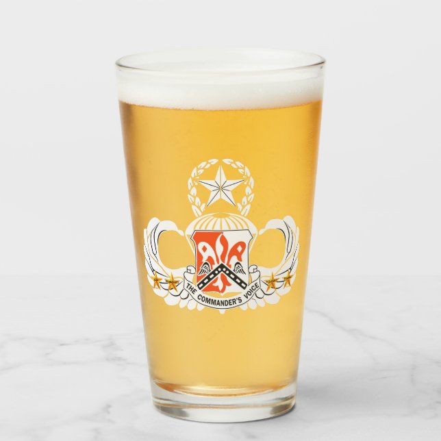 82e signal - Verre à pinte de bière (Devant (rempli))
