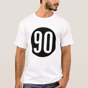 90 dans un T-shirt de cercle