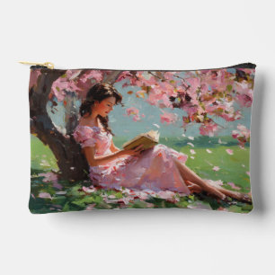 À Accessoires Pochette Fille lisant sous les fleurs de cerisier