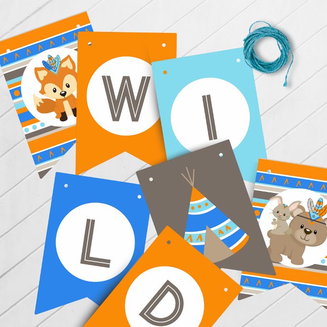 À Fanions Bleu sauvage Un Anniversaire Bannière de suspensio (Wild One 1st Birthday Hanging Banner in Blue, Brown and Orange. Featuring a Fox, Deer, Bear & Bunny)