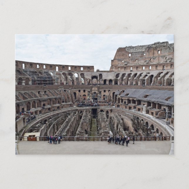 A l'intérieur de la carte postale Colosseo romaine (Devant)