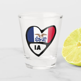 A Shot Iowa, État IA Drapeau Dans Le Coeur, Verre Tiré