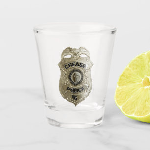 A Shot La police du hockey frappe un verre