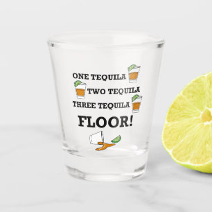 A Shot Verre à liqueur de tequila avec le verre Barware