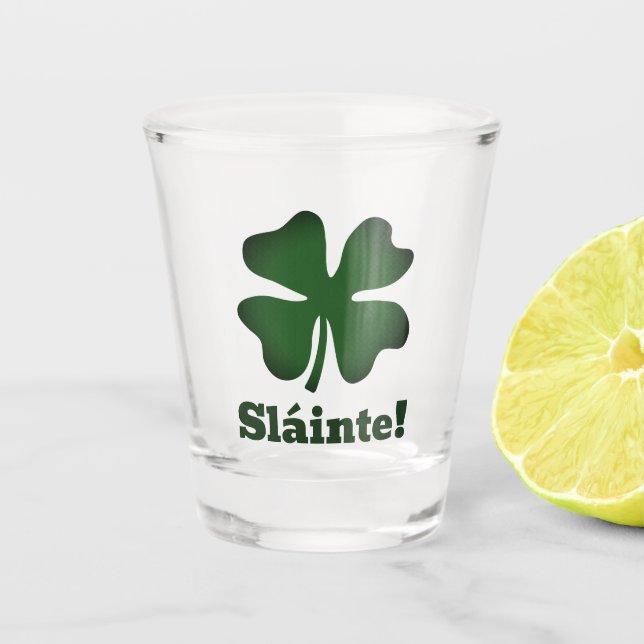 A Shot Verre de la Saint Patrick avec logo de trèfle de c (Devant)