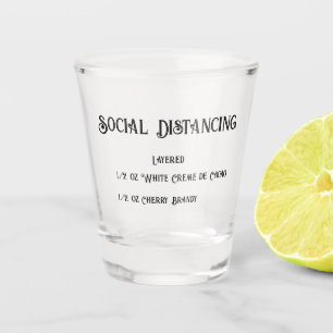 A Shot Verre de photo de nouveauté à distance sociale