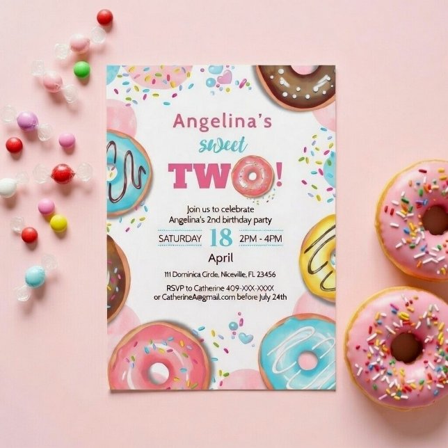 A vibrant 2nd birthday invitation with donuts.  (Créateur téléchargé)