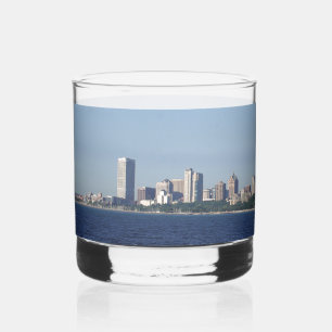 À Whisky ciel de Milwaukee, Wisconsin en verre