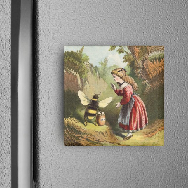 Abeille de miel vintage avec aimant de fille (Victorian little girl in woods with bee guarding honey pot on square magnet.)