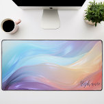 Abstraite Iridescente personnalisée Waves Pastel<br><div class="desc">Transformez votre espace de travail grâce à notre Mat de bureau personnalisé Iridescente Waves Pastel. Dotée d'un design abstrait avec des vagues vibrantes de violet, rose, bleu et orange, cette natte ajoute une touche d'individualité et de flair à votre bureau. Personnalisez-le avec votre nom pour en faire le vôtre. Il...</div>