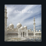 Abu Dhabi Magnet du tourisme Vintage voyage<br><div class="desc">Abu Dhabi Vintage voyage Tourisme aimant cuisine. C'est une belle vue artistique peinte d'Abu Dhabi. C'est la meilleure publicité pour le voyage à Abu Dhabi Tourisme Vintage voyage.</div>