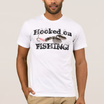 Accroché sur le T-shirt de pêche
