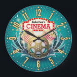 Accueil Théâtre Cinéma Personnalisable Horloge mur<br><div class="desc">Une horloge murale personnalisée de style rétro maison,  théâtre ou cinéma. Un grand ajout à n'importe quelle maison. Fait aussi une idée de cadeau géniale.</div>