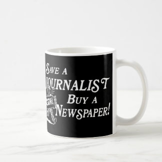 Achetez le journal sauvent la tasse de journaliste