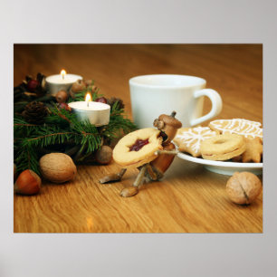 Acorn elf manger un biscuit - affiche de Noël