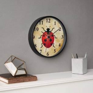 Adorable horloge murale de Ladybug!