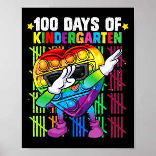 Affiche 100 jours de maternelle en faisant le dab avec un