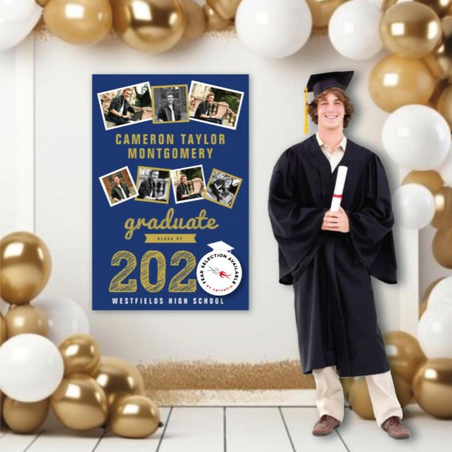 Affiche 2023 Gold Sketch Grad 7 Photo Collage Graduation (20YY Navy Blue And Gold Sketch 7 Photo Modern Graduation Party Poster @ www.zazzle.com/color_therapy)