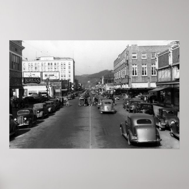 Affiche Aberdeen, WA - Vue sur Wishkan Street Downtown (Devant)