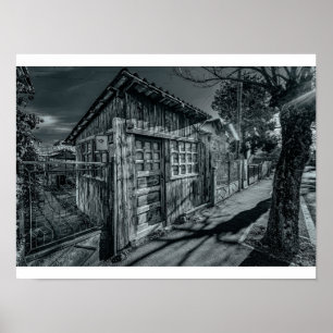 Affiche Abri en bois monochrome lunatique avec des ombres