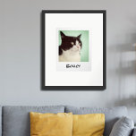 Affiche Ajouter votre animal de compagnie Photo Retro Inst<br><div class="desc">Ajoutez simplement votre photo de chien ou de chat préférée dans un cadre photo instantané de style rétro vintage avec une texture authentique qui ressemble à la réalité ! Un style de police manuscrit (qui peut être modifié dans la section "Modifier à l'aide d'outils de conception"). Ajoutez le nom de...</div>