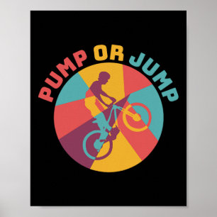 Affiche Amateur de VTT Pompe ou saut Piste de pompage en v